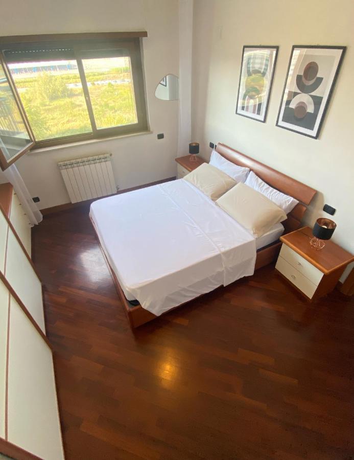 Sunset Escape Apartment - Panoramic Terrace Фиумичино Екстериор снимка
